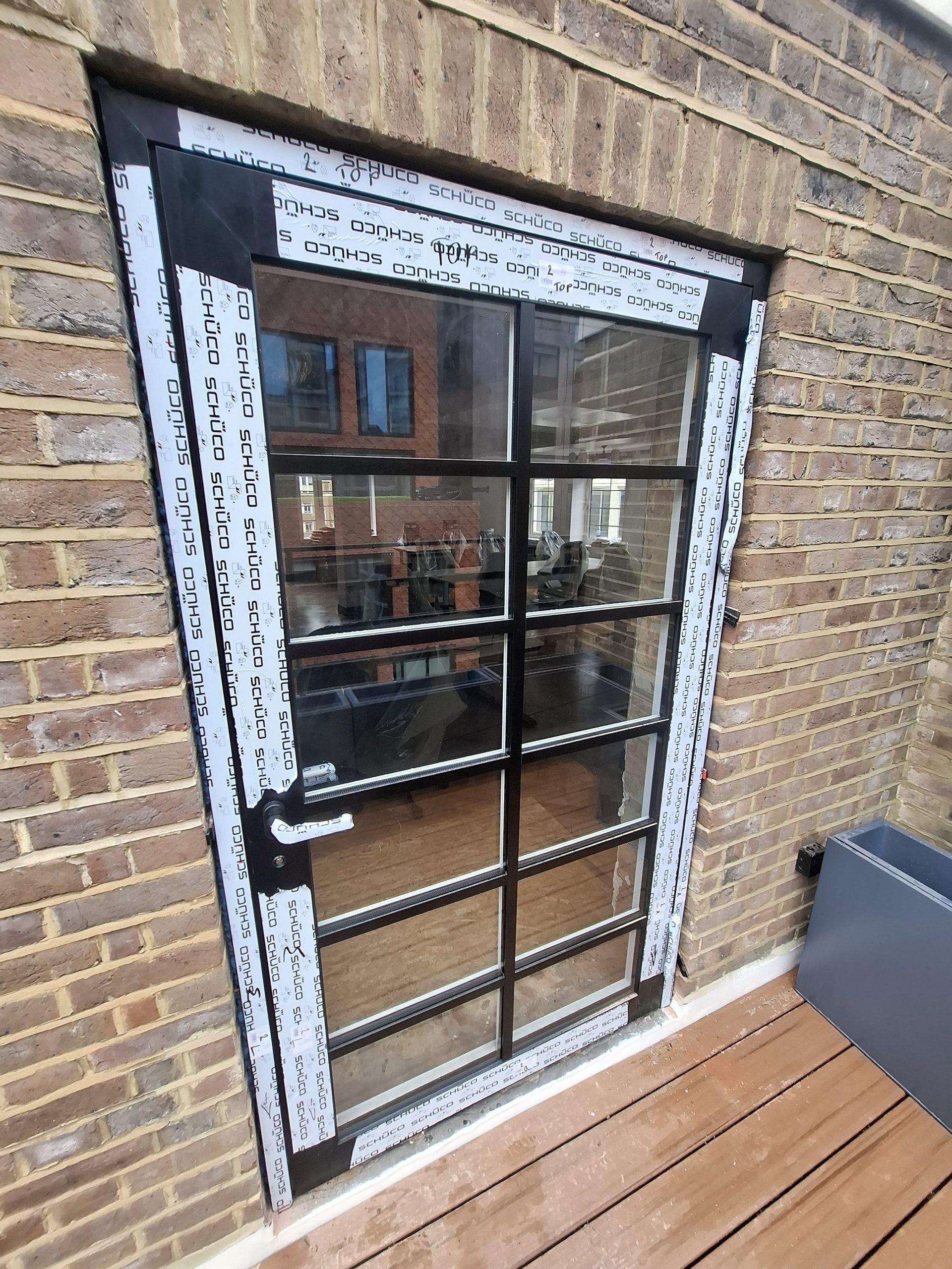 Installing Schuco Aluminium Glazing Patio door (2) Installing Schuco Aluminium Glazing Patio door