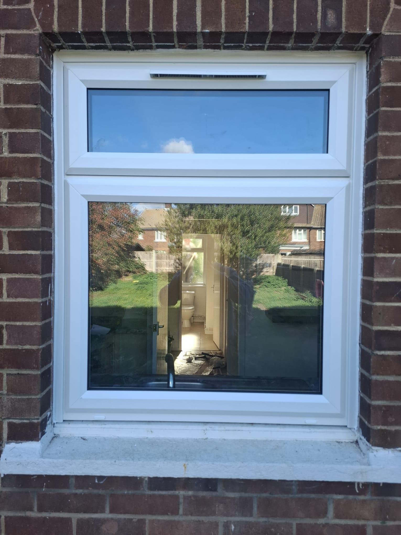Front door & uPVC Windows (5) Front door & uPVC Windows