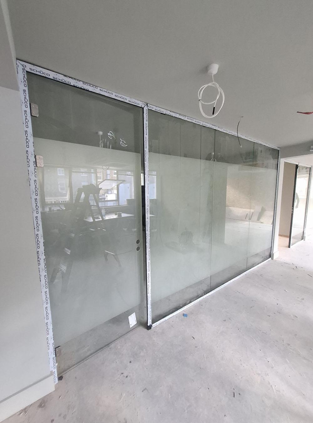 Glass Wall & Door (10) Glass Wall & Door
